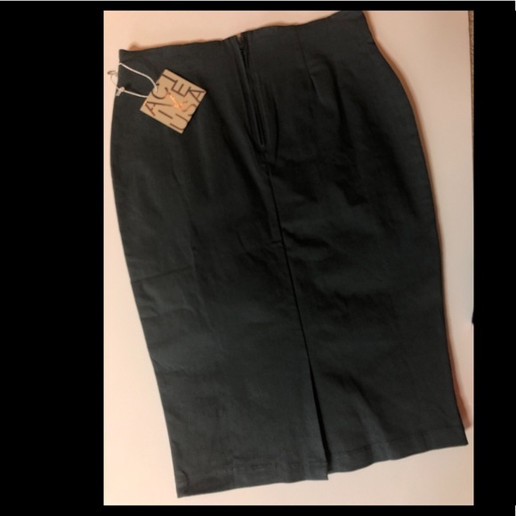 Grey Stretchy Pencil Skirt - Picture 4 of 4